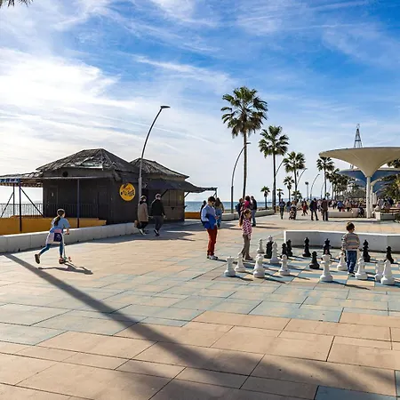 Old Town With A Sea View Os Apartament Estepona