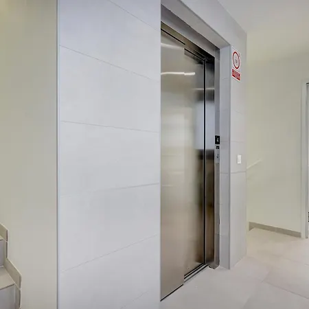 Old Town With A Sea View Os Estepona