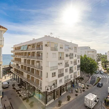 Old Town With A Sea View Os *