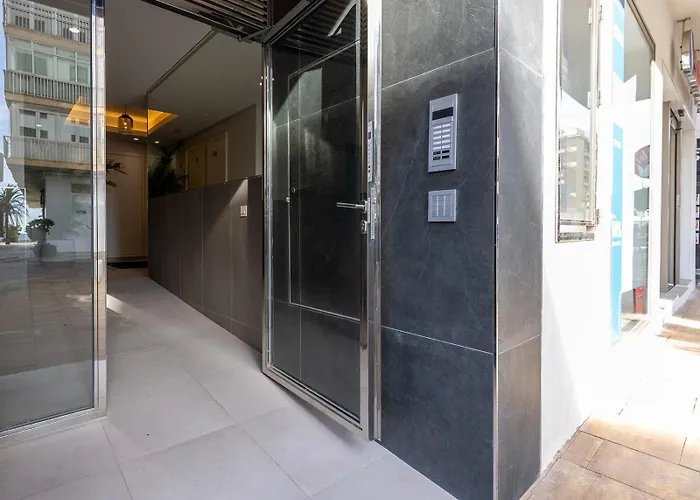 Lägenhet Old Town With A Sea View Os *