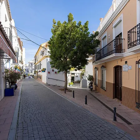 Old Town With A Sea View Os Апартаменты *